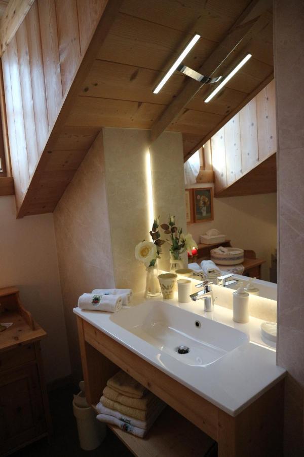 B&B Casa Riz Castello-Molina di Fiemme Luaran gambar