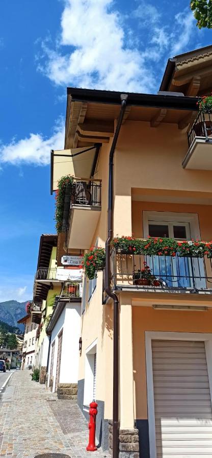 B&B Casa Riz Castello-Molina di Fiemme Luaran gambar